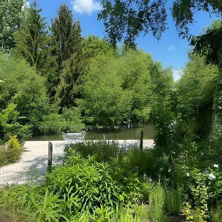 Le Moulin De Follet Bed and Breakfast Fougere (Maine-et-Loire)
