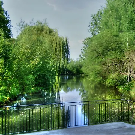 Le Moulin De Follet Bed and Breakfast 3*